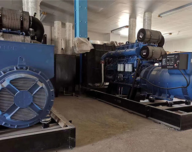 火博官方网址800KW/400V陆用发电机应用于某房地产项目